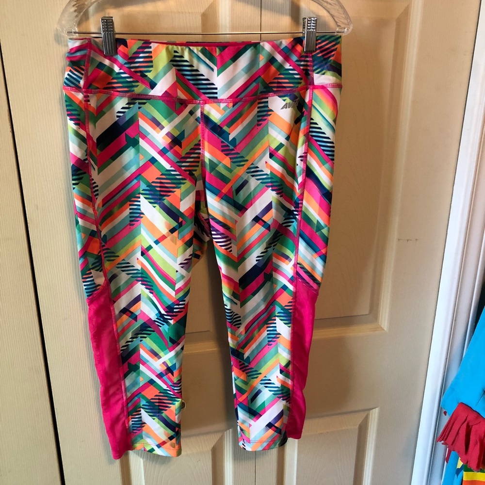 Bright crop leggings